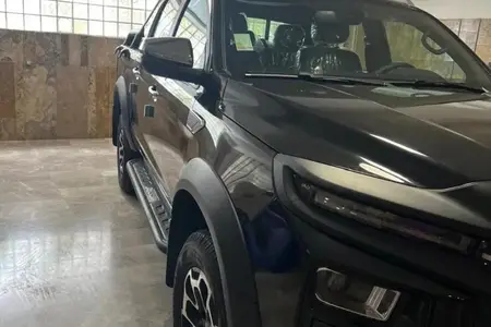 مزایده خودرو کی ام سی، T9 2 لیتر توربو