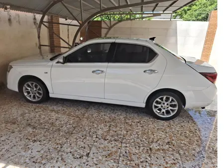 مزایده خودرو دنا، پلاس EF7 اتوماتیک توربو ساده