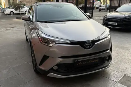 مزایده خودرو تویوتا، C-HR هیبرید 1.8 لیتر