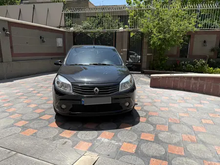مزایده خودرو رنو، ساندرو اتوماتیک