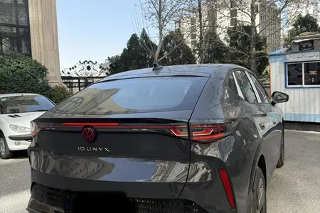 مزایده خودرو فولکس، آی دی یونیکس پیور