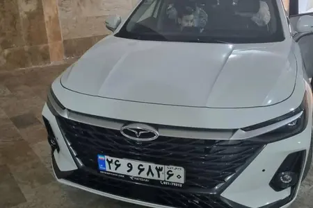مزایده خودرو فونیکس، آریزو 8 (Z8) اکسلنت