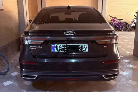 مزایده خودرو فونیکس، آریزو 6 پرو اتوماتیک