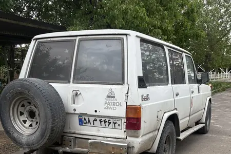 مزایده خودرو نیسان، پاترول چهار در 6 سیلندر