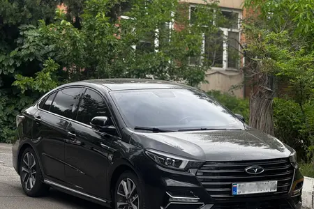 مزایده خودرو فونیکس، آریزو 6 پرو اتوماتیک