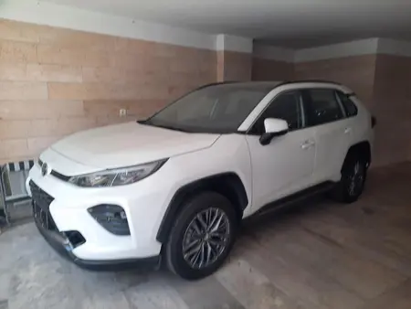 مزایده خودرو تویوتا، وایلدلندر 2.0 لیتر AWD لاکچری پلاس