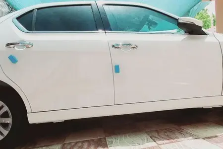 مزایده خودرو دنا، پلاس EF7P 6 دنده
