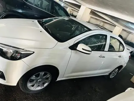 مزایده خودرو شاهین، اتوماتیک CVT تیپ G