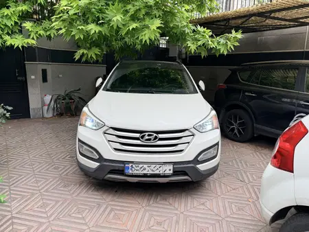 مزایده خودرو هیوندای، سانتافه 4 سیلندر دو دیفرانسیل