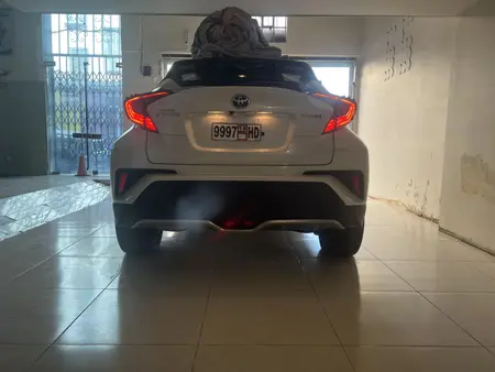 مزایده خودرو تویوتا، C-HR هیبرید 2.0 لیتر