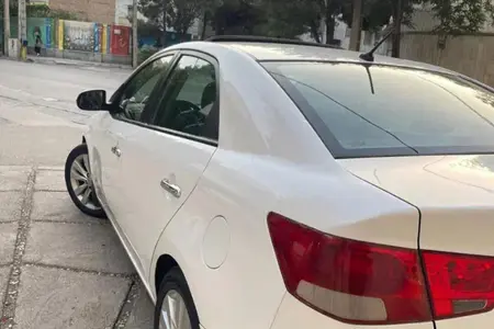 مزایده خودرو کیا، سراتو 1.6 لیتر اتوماتیک