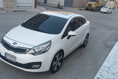 مزایده خودرو کیا، ریو سدان اتوماتیک