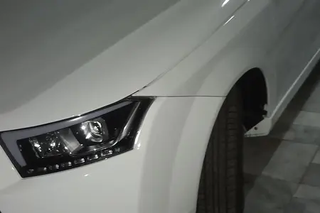 مزایده خودرو دنا، پلاس EF7P 6 دنده