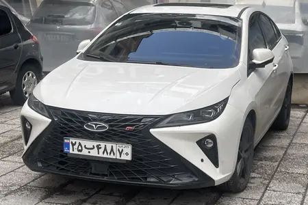 مزایده خودرو فونیکس، آریزو 6 جی تی (Z6 GT) اکسلنت