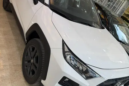 مزایده خودرو تویوتا، راوفور 2.5 لیتر دو دیفرانسیل ادونچر