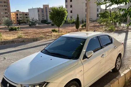مزایده خودرو دنا، پلاس EF7 اتوماتیک توربو ساده