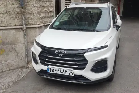 مزایده خودرو کی ام سی، SR3 1.6 لیتر