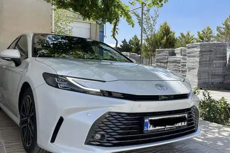 مزایده خودرو تویوتا، کمری هیبرید 2.5 لیتر لومیر