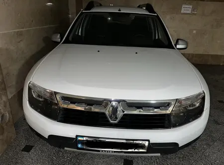 مزایده خودرو رنو، داستر SE دیفرانسیل جلو