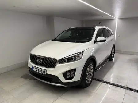 مزایده خودرو کیا، سورنتو 4 سیلندر GT لاین