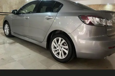 مزایده خودرو مزدا، 3 نیو صندوق دار 2.0 لیتر تیپ 4