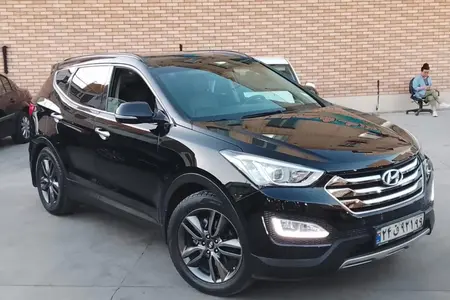 مزایده خودرو هیوندای، سانتافه 4 سیلندر دو دیفرانسیل