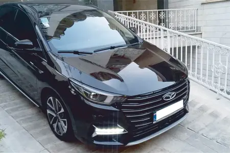 مزایده خودرو فونیکس، آریزو 6 پرو اتوماتیک