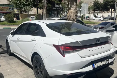 مزایده خودرو هیوندای، النترا 1.6 لیتر