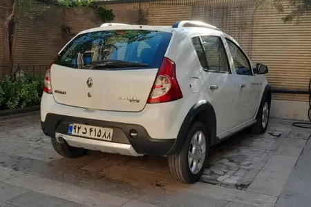 مزایده خودرو رنو، ساندرو استپ وی اتوماتیک
