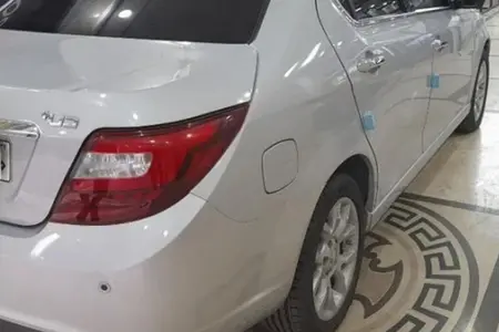 مزایده خودرو دنا، پلاس EF7 اتوماتیک توربو آپشنال
