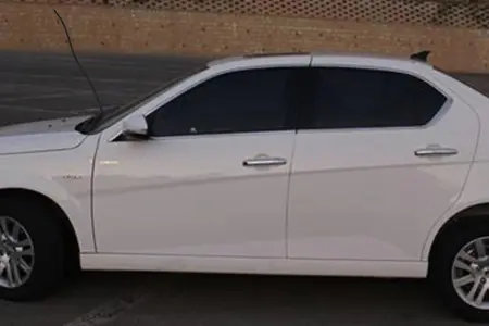 مزایده خودرو دنا، پلاس EF7 5 دنده ساده