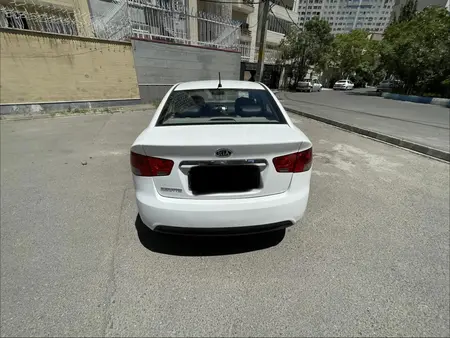 مزایده خودرو کیا، سراتو (مونتاژ) 2.0 لیتر ساده