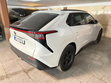 مزایده خودرو تویوتا، bz4X 615 مکس