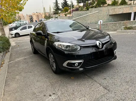 مزایده خودرو رنو، فلوئنس E4