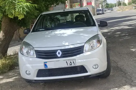 مزایده خودرو رنو، ساندرو دنده ای