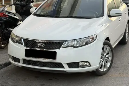 مزایده خودرو کیا، سراتو 1.6 لیتر اتوماتیک