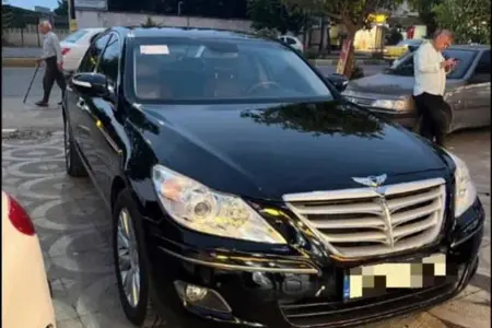 مزایده خودرو هیوندای، جنسیس اتوماتیک