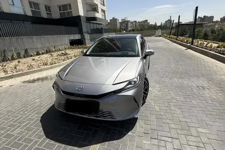 مزایده خودرو تویوتا، کمری هیبرید 2.5 لیتر پریمیوم ادیشن
