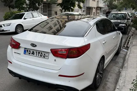 مزایده خودرو کیا، اپتیما 4 سیلندر ساده