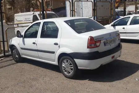 مزایده خودرو رنو، تندر 90 E2