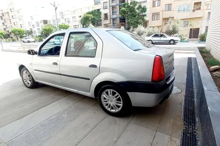 مزایده خودرو رنو، تندر 90 E1
