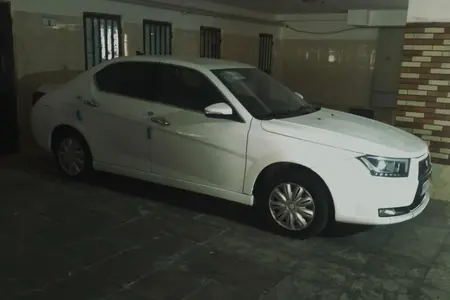 مزایده خودرو دنا، پلاس EF7 5 دنده ساده