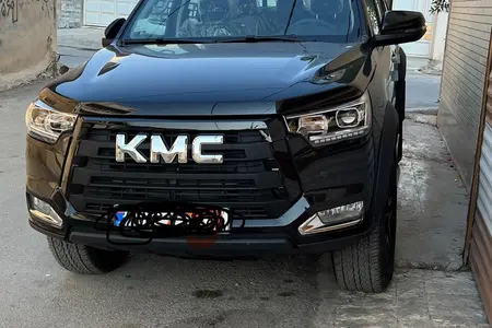 مزایده خودرو کی ام سی، T8 دنده ای
