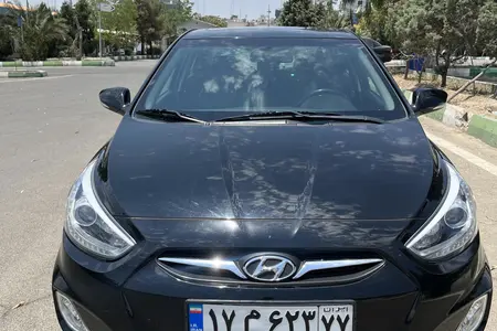 مزایده خودرو هیوندای، اکسنت 1.6 لیتر بلو