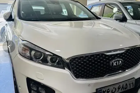 مزایده خودرو کیا، سورنتو 4 سیلندر GT لاین