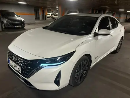 مزایده خودرو نیسان، سیلفی e-POWER پلاس