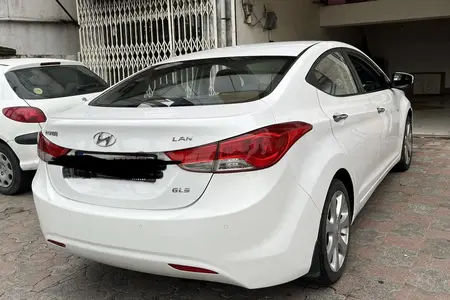 مزایده خودرو هیوندای، النترا 1.8 لیتر