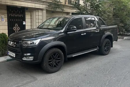 مزایده خودرو کی ام سی، T8 دنده ای