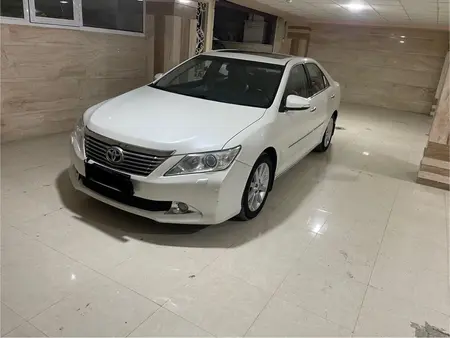 مزایده خودرو تویوتا، اریون گرند