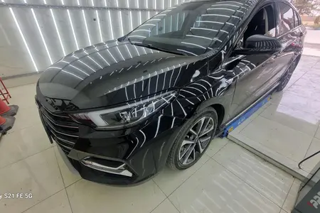 مزایده خودرو فونیکس، آریزو 6 پرو اتوماتیک